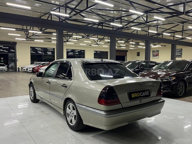 Mercedes C 200 1999, 358,000 km - 2.0 л - Bakı