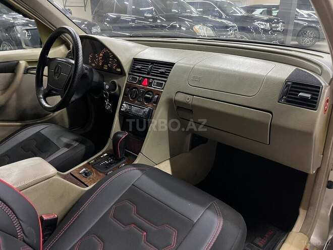 Mercedes C 200 1999, 358,000 km - 2.0 л - Bakı