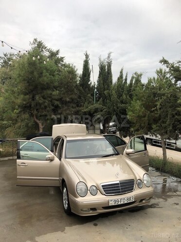 Mercedes E 220 1999, 331,844 km - 2.2 l - Şirvan
