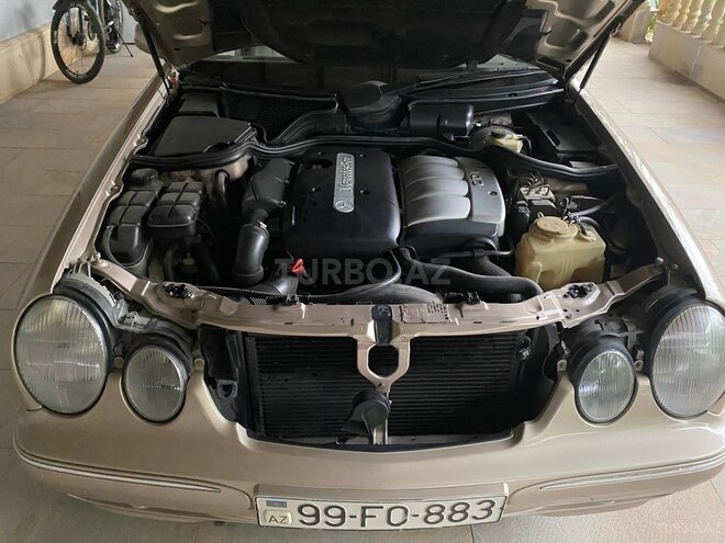 Mercedes E 220 1999, 331,844 km - 2.2 l - Şirvan