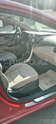 Hyundai Elantra 2015, 92,350 km - 1.8 l - Bakı