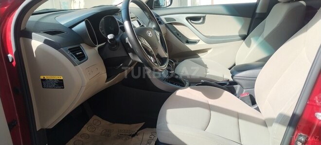 Hyundai Elantra 2015, 92,350 km - 1.8 l - Bakı