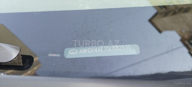 Hyundai Elantra 2015, 92,350 km - 1.8 l - Bakı