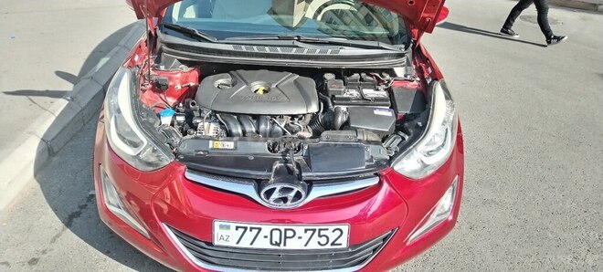Hyundai Elantra 2015, 92,350 km - 1.8 l - Bakı