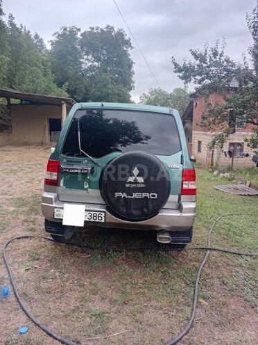 Mitsubishi Pajero io 1999, 252,350 km - 2.0 l - Quba