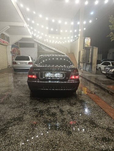 Mercedes E 220 2002, 350,000 km - 2.2 l - Gəncə