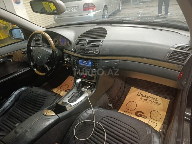 Mercedes E 220 2002, 350,000 km - 2.2 l - Gəncə