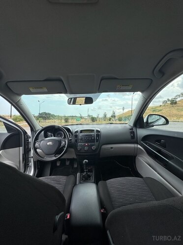 Kia  2009, 230,000 km - 1.4 l - Şabran
