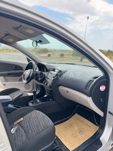 Kia  2009, 230,000 km - 1.4 l - Şabran