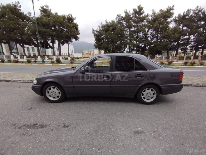 Mercedes C 200 1994, 322,000 km - 2.0 л - Oğuz