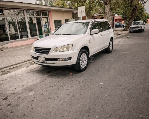 Mitsubishi Airtrek 2001, 251,422 km - 2.4 l - Şəki