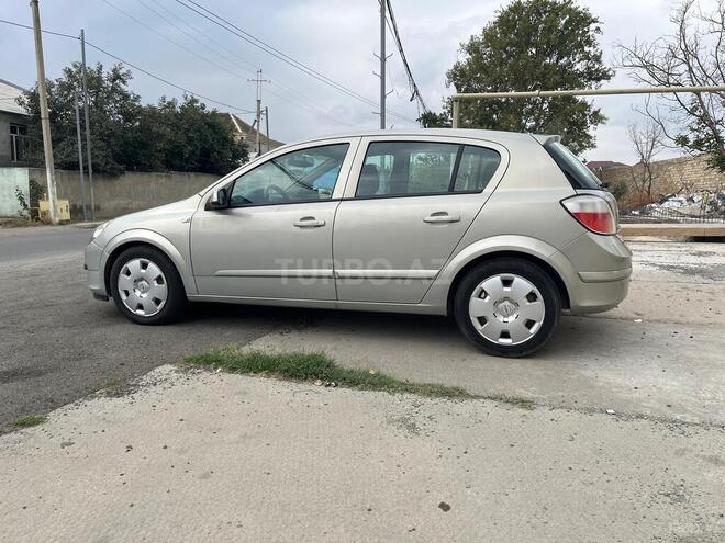 Opel Astra 2006, 318,000 km - 1.4 l - Gəncə