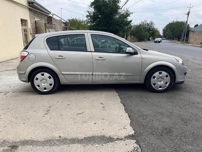 Opel Astra 2006, 318,000 km - 1.4 l - Gəncə