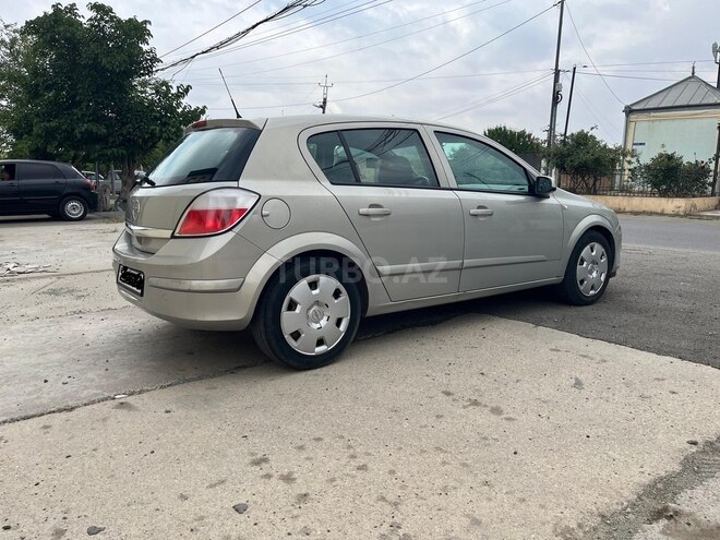 Opel Astra 2006, 318,000 km - 1.4 l - Gəncə