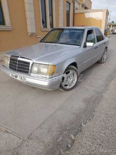 Mercedes E 200 1993, 125,000 km - 2.0 l - Şirvan