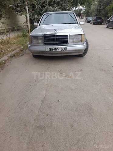Mercedes E 200 1993, 125,000 km - 2.0 l - Şirvan