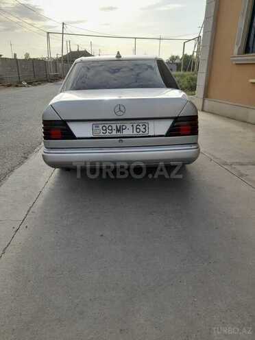 Mercedes E 200 1993, 125,000 km - 2.0 l - Şirvan