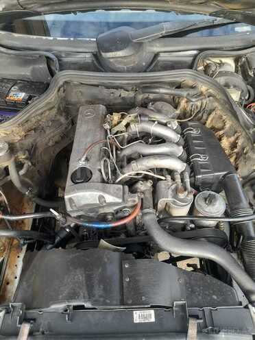 Mercedes E 200 1993, 125,000 km - 2.0 l - Şirvan