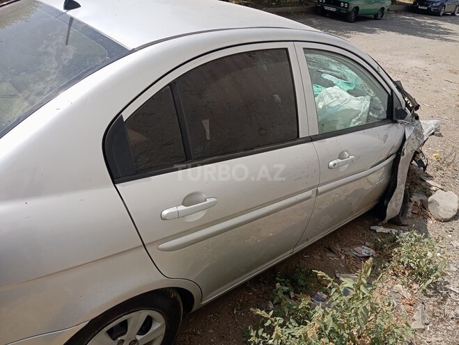 Hyundai Accent 2006, 200,000 km - 1.6 l - Gəncə