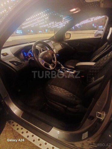 Hyundai ix35 2013, 195,000 km - 2.0 л - Bakı