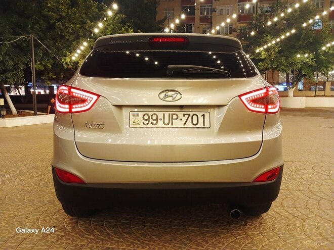 Hyundai ix35 2013, 195,000 km - 2.0 л - Bakı