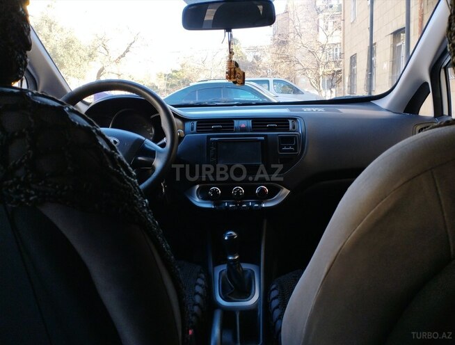 Kia Rio 2012, 210,000 km - 1.2 л - Bakı
