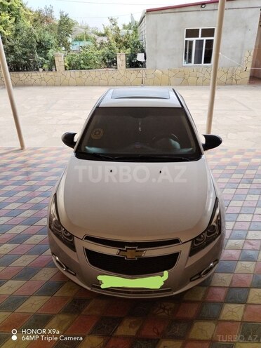 Chevrolet Cruze 2011, 290,000 km - 1.4 l - Qazax
