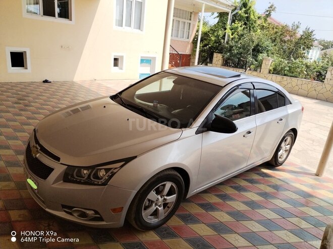 Chevrolet Cruze 2011, 290,000 km - 1.4 l - Qazax