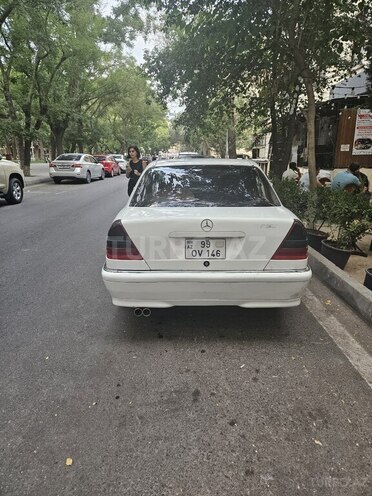 Mercedes C 230 1999, 435,000 km - 2.3 l - Bakı