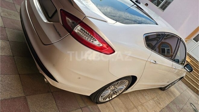 Ford Fusion (North America) 2013, 323,987 km - 2.0 l - Bakı