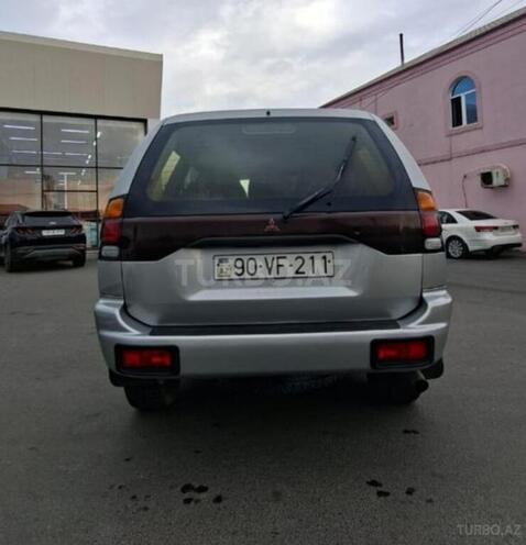 Mitsubishi Pajero Sport 2000, 300,000 km - 2.5 l - Bakı