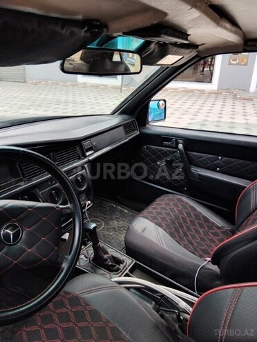 Mercedes 190 1987, 556,000 km - 2.0 л - Qazax