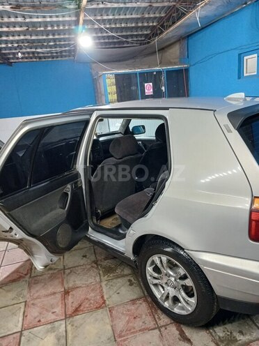 Volkswagen Golf 1997, 277,500 km - 2.0 l - Masallı