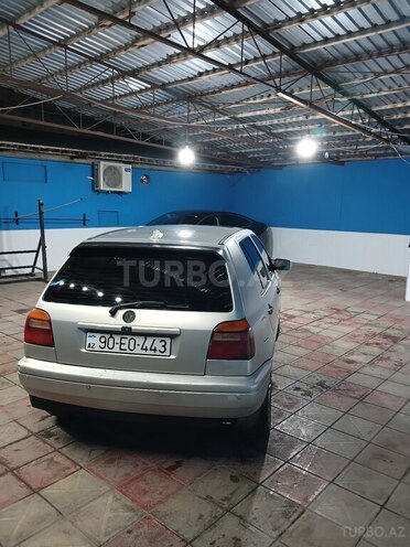 Volkswagen Golf 1997, 277,500 km - 2.0 l - Masallı