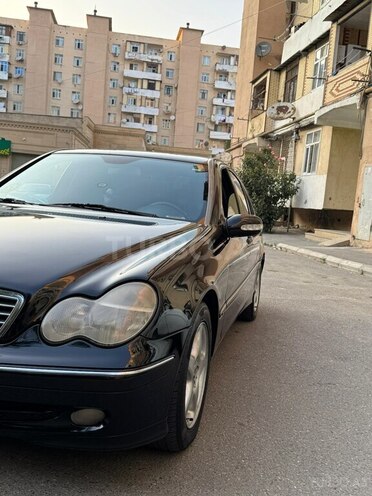 Mercedes C 200 2001, 317,000 km - 2.0 l - Bakı