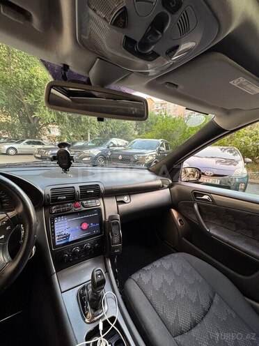 Mercedes C 200 2001, 317,000 km - 2.0 l - Bakı