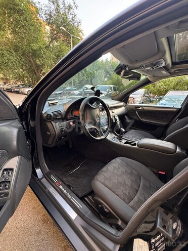Mercedes C 200 2001, 317,000 km - 2.0 l - Bakı