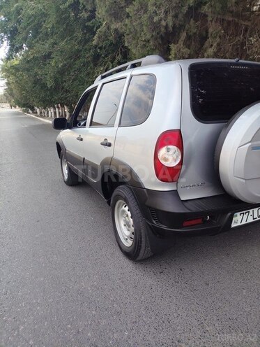 Chevrolet Niva 2011, 155,703 km - 1.7 l - Sumqayıt