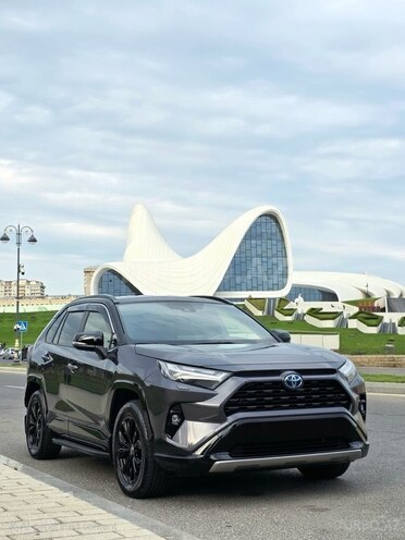 Toyota RAV4 2022, 100,672 km - 2.5 l - Bakı