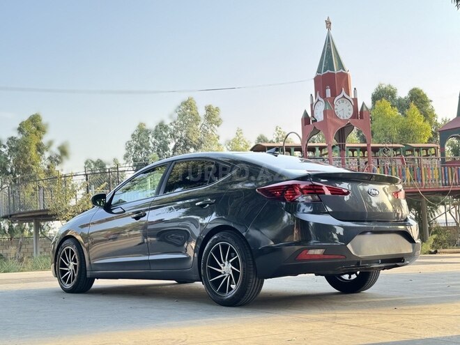 Hyundai Elantra 2019, 97,000 km - 2.0 л - Bakı