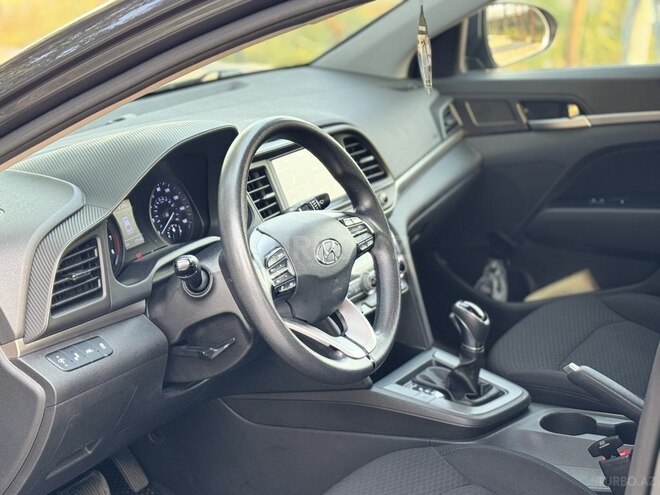 Hyundai Elantra 2019, 97,000 km - 2.0 л - Bakı