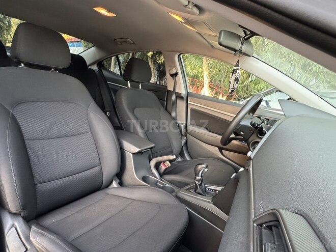 Hyundai Elantra 2019, 97,000 km - 2.0 л - Bakı