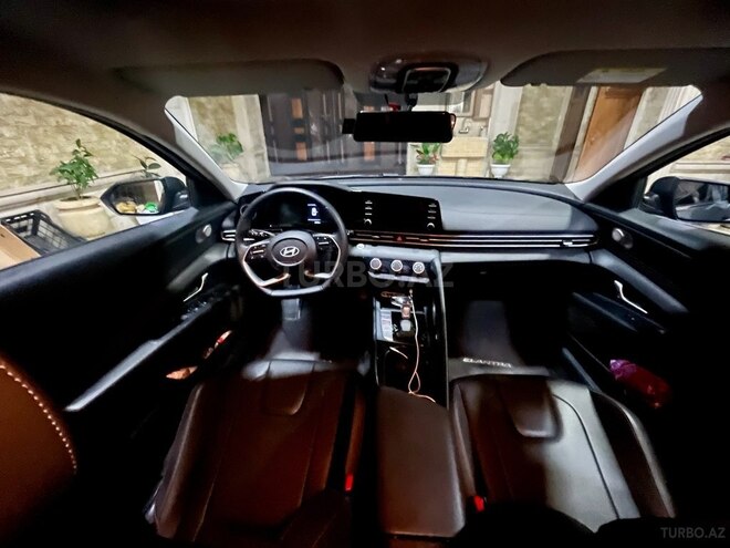 Hyundai Elantra 2024, 24,000 km - 1.5 л - Bakı