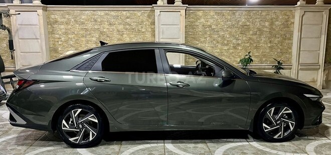 Hyundai Elantra 2024, 24,000 km - 1.5 л - Bakı