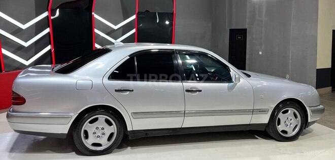 Mercedes E 230 1997, 350,000 km - 2.3 l - Sumqayıt