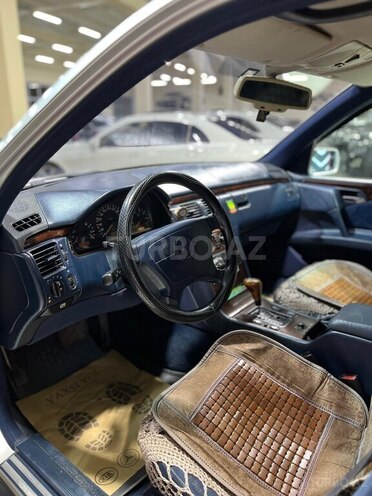 Mercedes E 230 1997, 350,000 km - 2.3 l - Sumqayıt