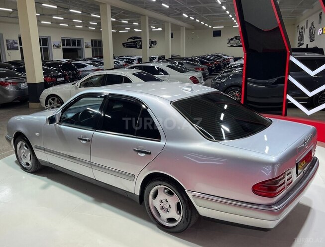 Mercedes E 230 1997, 350,000 km - 2.3 l - Sumqayıt