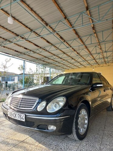 Mercedes E 270 2002, 270,000 km - 2.7 л - Bakı