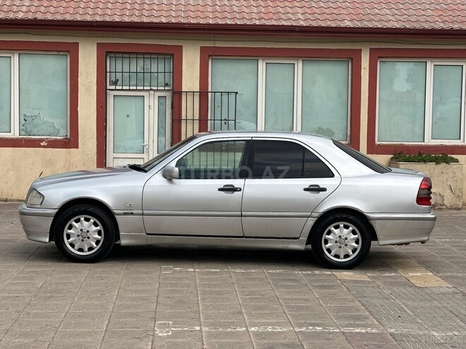 Mercedes C 200 1999, 254,785 km - 2.0 l - Bakı