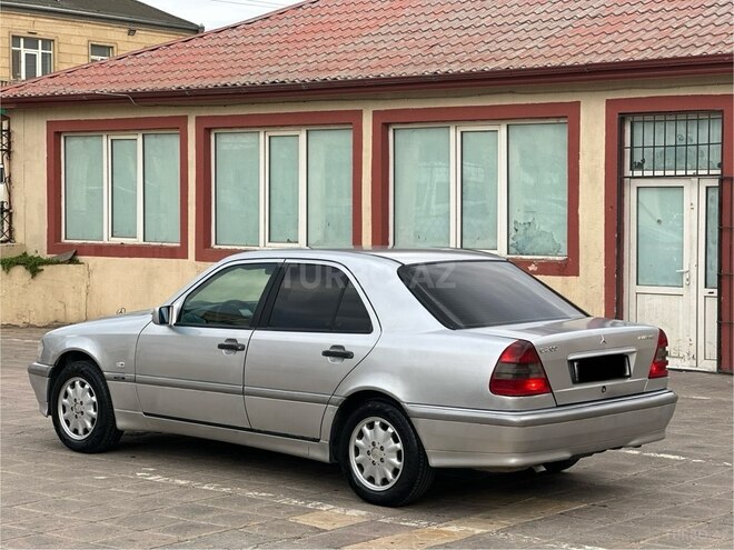 Mercedes C 200 1999, 254,785 km - 2.0 l - Bakı